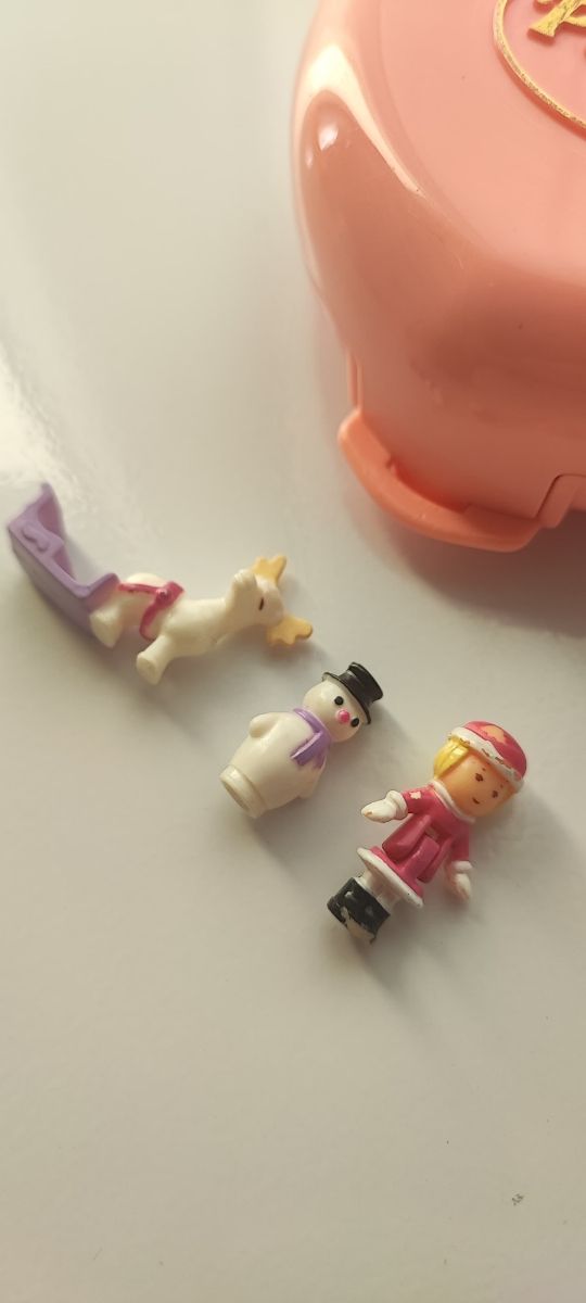 Polly Pocket Heidi Alpine Chalet 1989