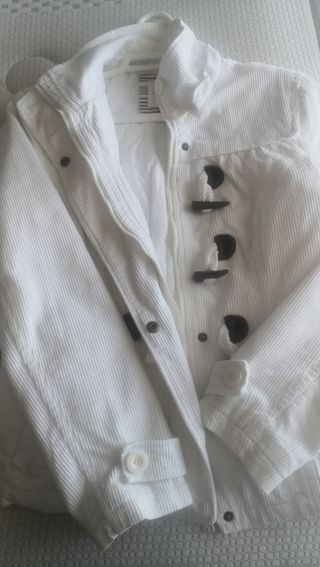 Chaqueta de pana blanca 