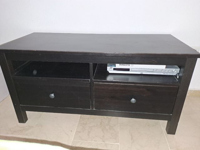 Mueble Televisor con tapa cristal