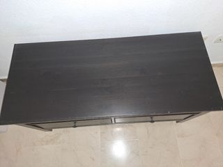 Mueble Televisor con tapa cristal