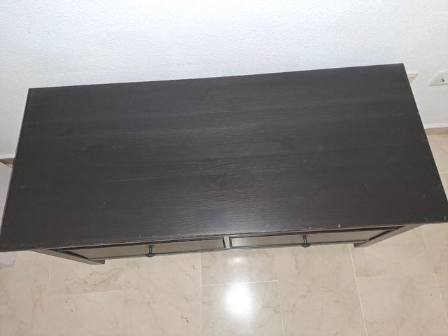 Mueble Televisor con tapa cristal