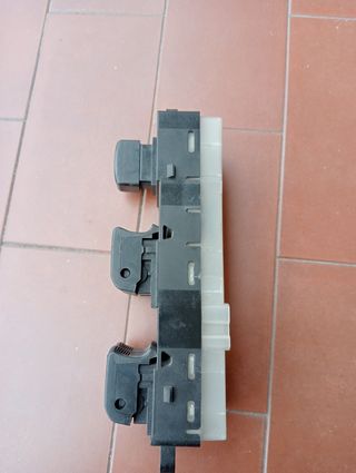 Pulsantiera Nissan Navara.