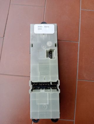 Pulsantiera Nissan Navara.