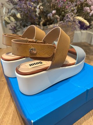 Sandalia mujer mtng mustang talla 37 como nuevas