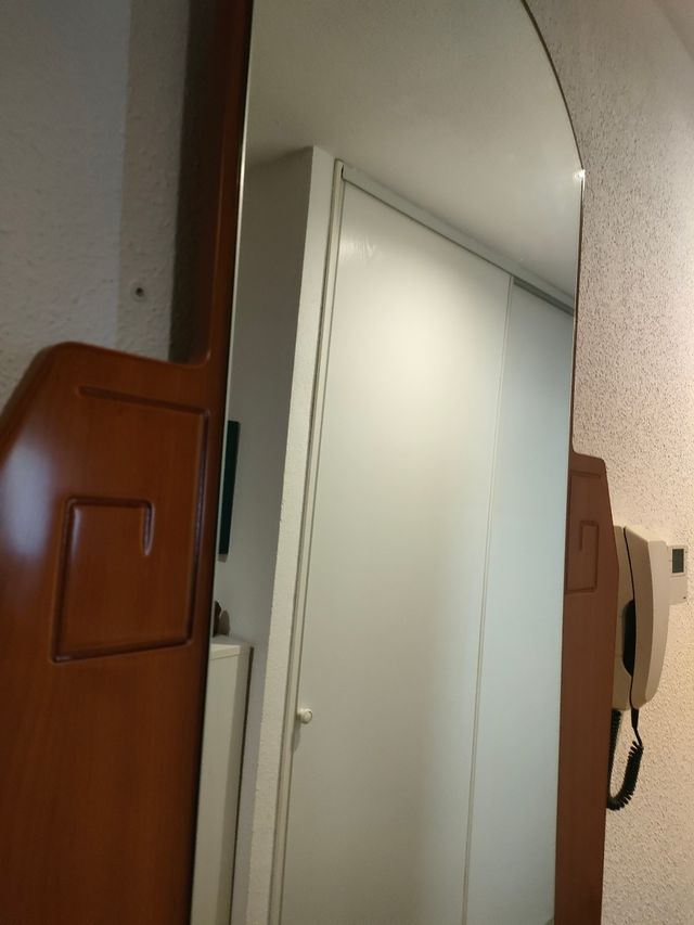 Recibidor con espejo