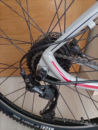 Bicicleta eléctrica gran autonomía