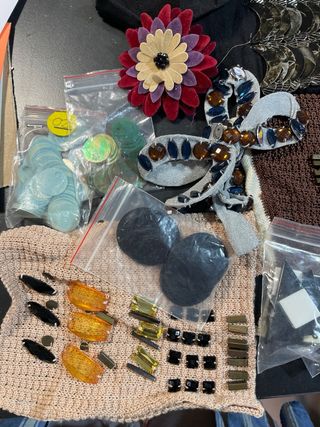 Box Passamanerie e pietre miste