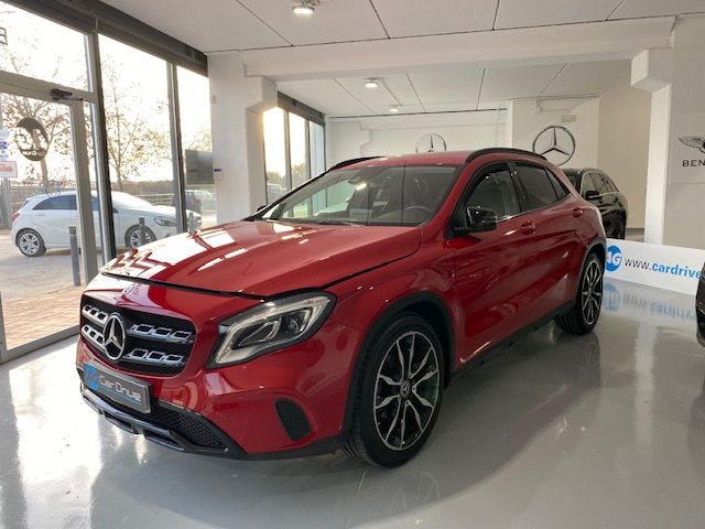 Mercedes-Benz GLA 2018 200D 6V 136CV