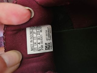 Zapatillas adidas burdeos 