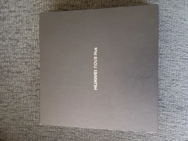 Huawei Nova Plus 