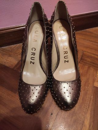 ZAPATOS DE FIESTA LOLA CRUZ