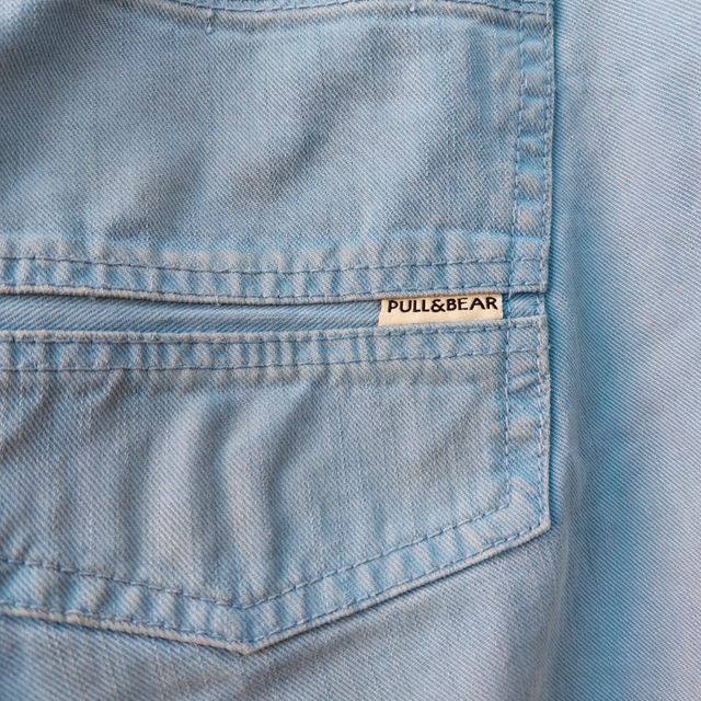 Pantalón azul Pull&Bear talla 44