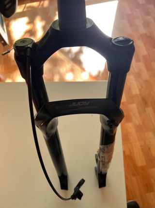 Horquilla rock shox Judy 29” 100mm NUEVA
