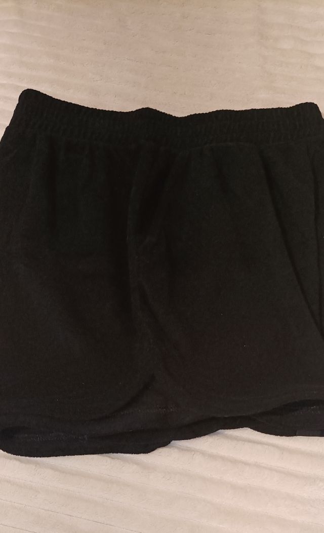 Pantaloncini neri Oceans Apart taglia S