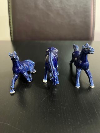 Set 3 figurine cavalli in ceramica