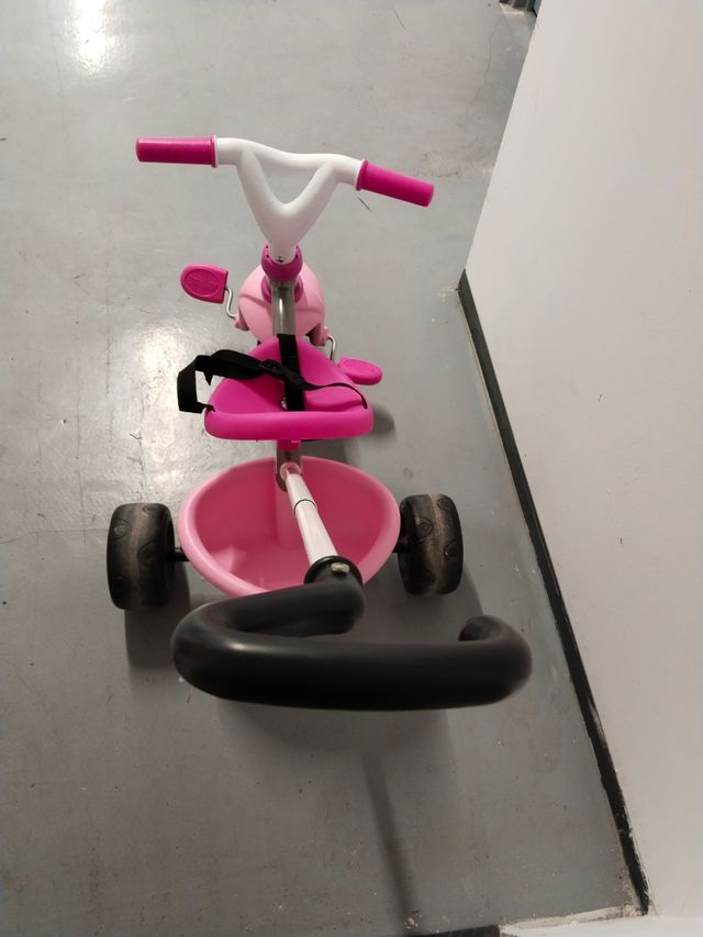 Triciclo tonos rosas