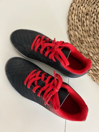 Zapatillas futbol nuevas