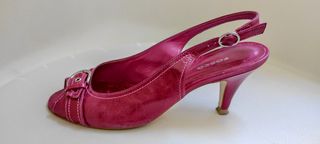 Sandalia de tacón fucsia, piel natural, de FOSCO