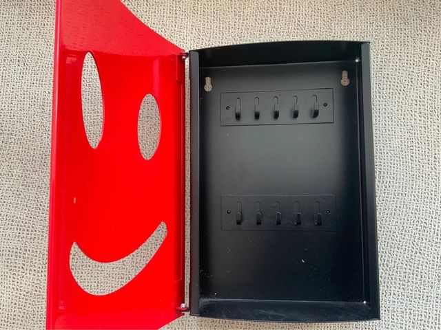 ARMARIO PORTA LLAVES