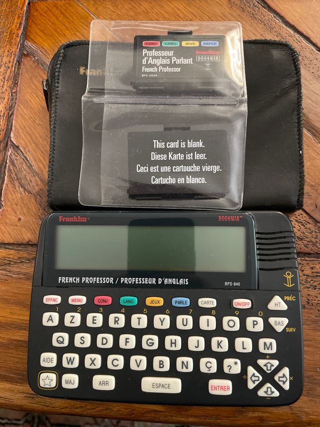 Electronic translator French, English and Spanish