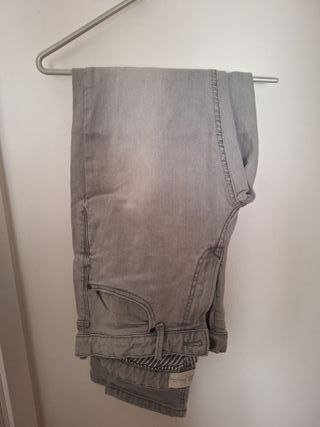 Pantalones Vaqueros Beige