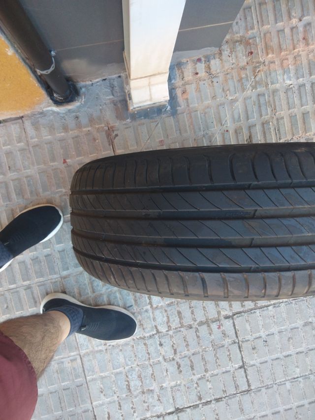 1 RUEDA MICHELIN 50€