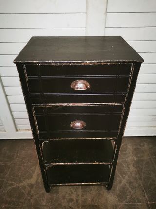 Mueble. Cajones y 2 estantes. Antiguo