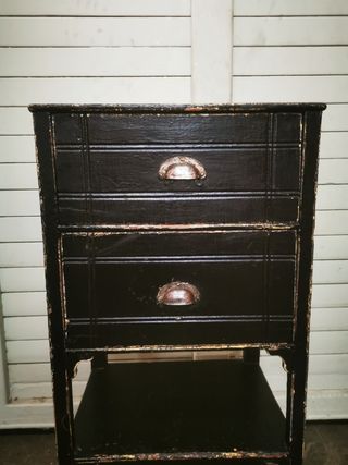 Mueble. Cajones y 2 estantes. Antiguo