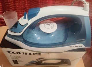 Plancha Taurus Baltic 2200W Max