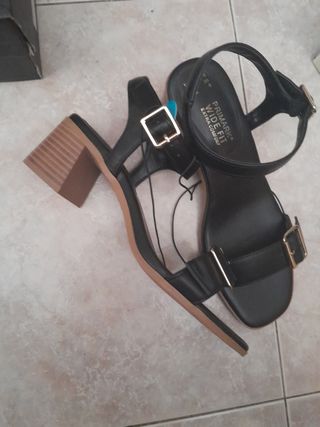 Sandalias 