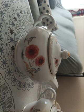Juego salseras y tazas vintage royal pola