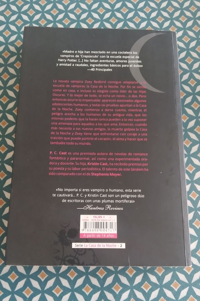 Traicionada - P.C. Cast y Kristin Cast