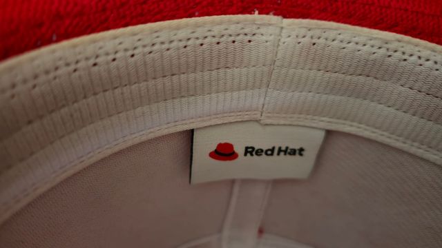Chapéu RedHat oficial