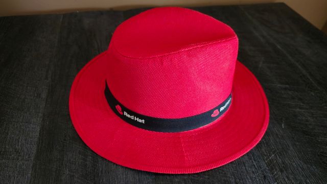 Chapéu RedHat oficial