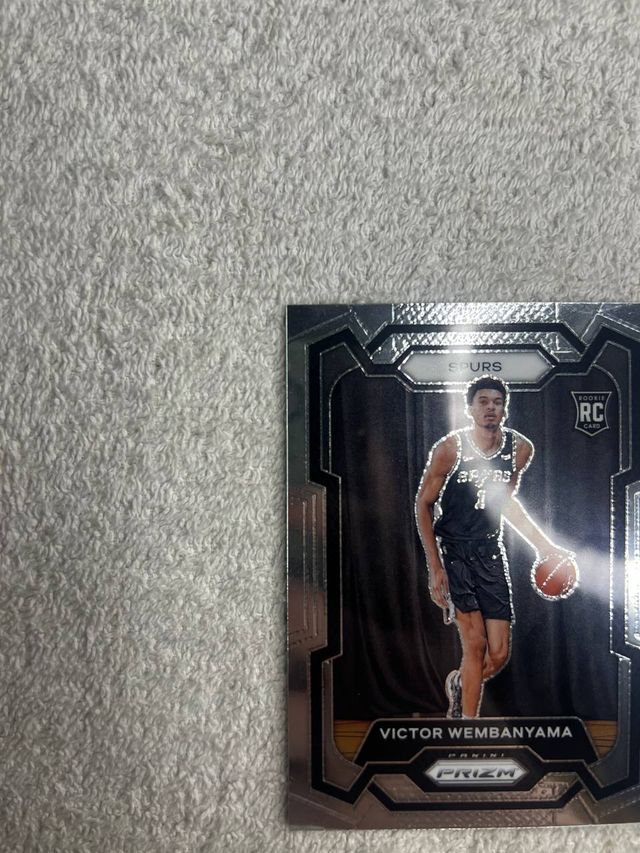 Victor Wembanyama 2023-24 Panini Prizm #136 Rookie