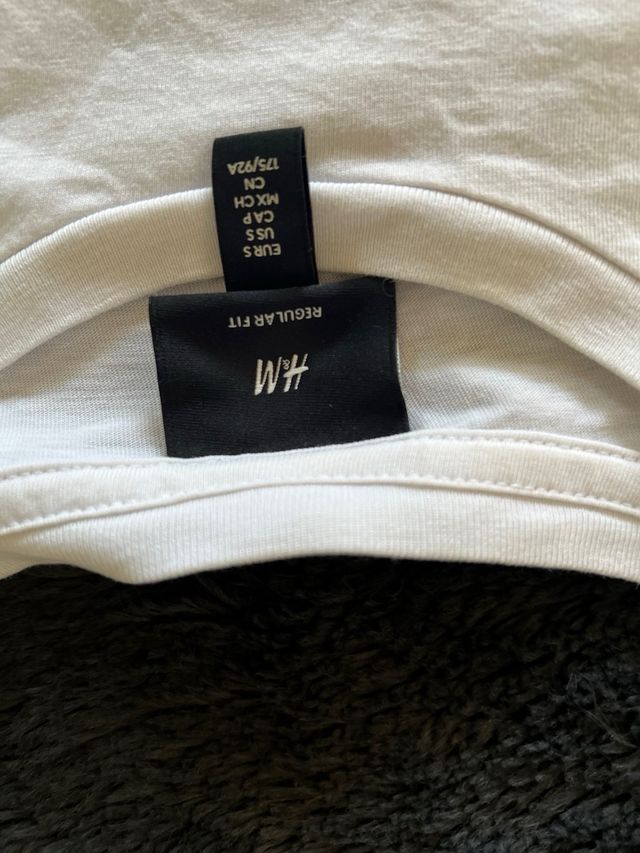 Camiseta Clasica Blanca ⚪️ H&M