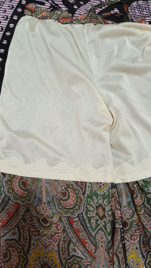 Pantalón estampados pata ancha