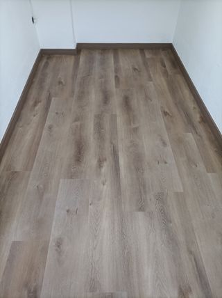  Instalador profesional suelos laminados