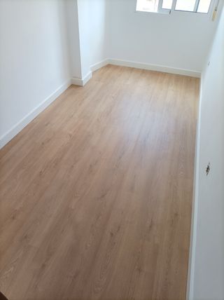  Instalador profesional suelos laminados