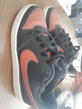 Tenis nike originales las tengo también en blanco