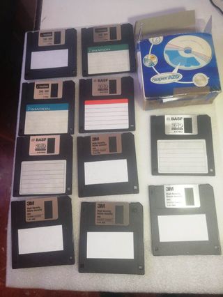 CAJA DE 10 DISKETES DE 3,5 NUEVOS, FORMATEADOS