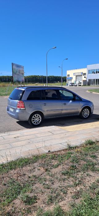 Opel safira 2007