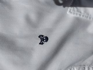 Camisa blanca Scalpers