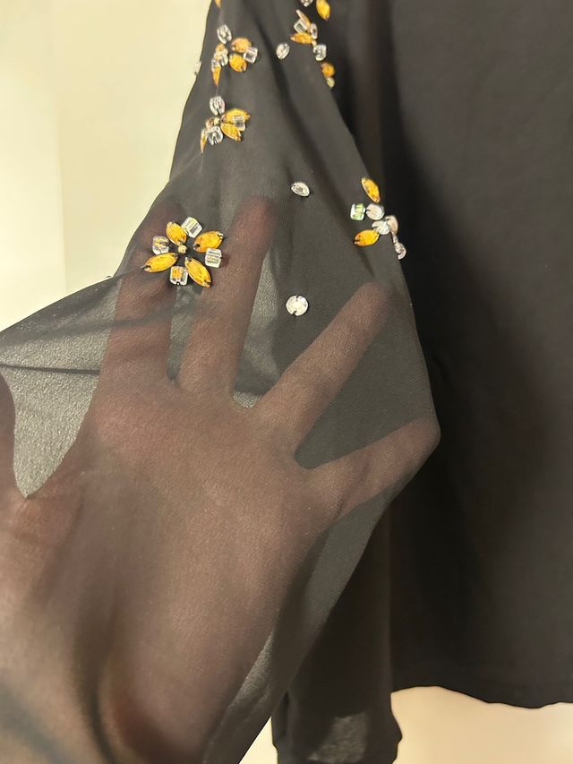 Maglia camicia S asimmetrica con i brillanti