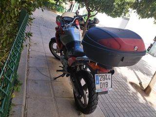 Moto Varadero Vendo o cambio