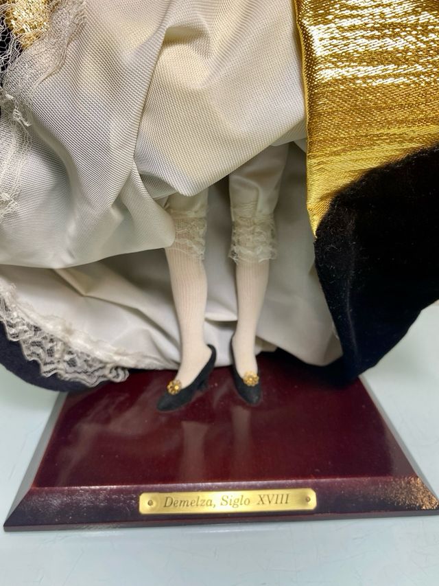 Muñeca de vinilo Demelza figura Seleccion Marin