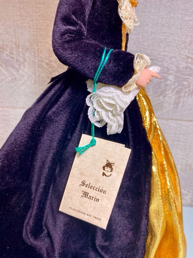 Muñeca de vinilo Demelza figura Seleccion Marin