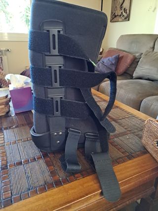 Bota ortopédica pie derecho