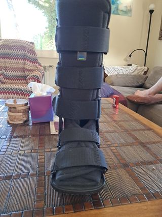 Bota ortopédica pie derecho
