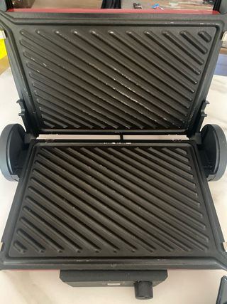 Grill sandwirchera roja 2000w Bosch
